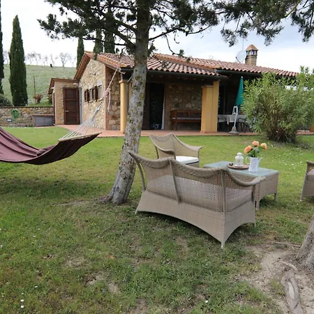 Chalet Privato Con Uso Piscina Chalé *