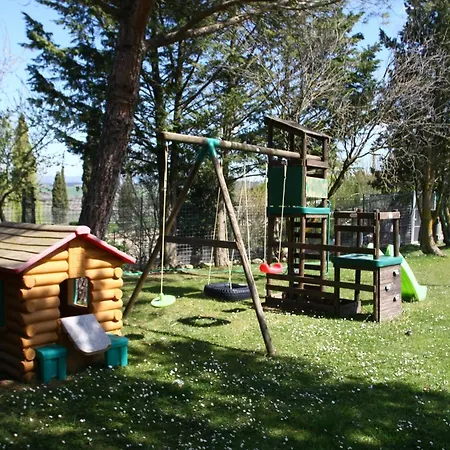 Chalet Privato Con Uso Piscina Chalé *