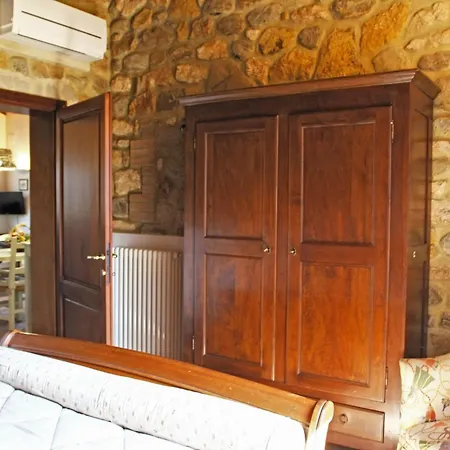 Chalet Privato Con Uso Piscina Chalé Chianni
